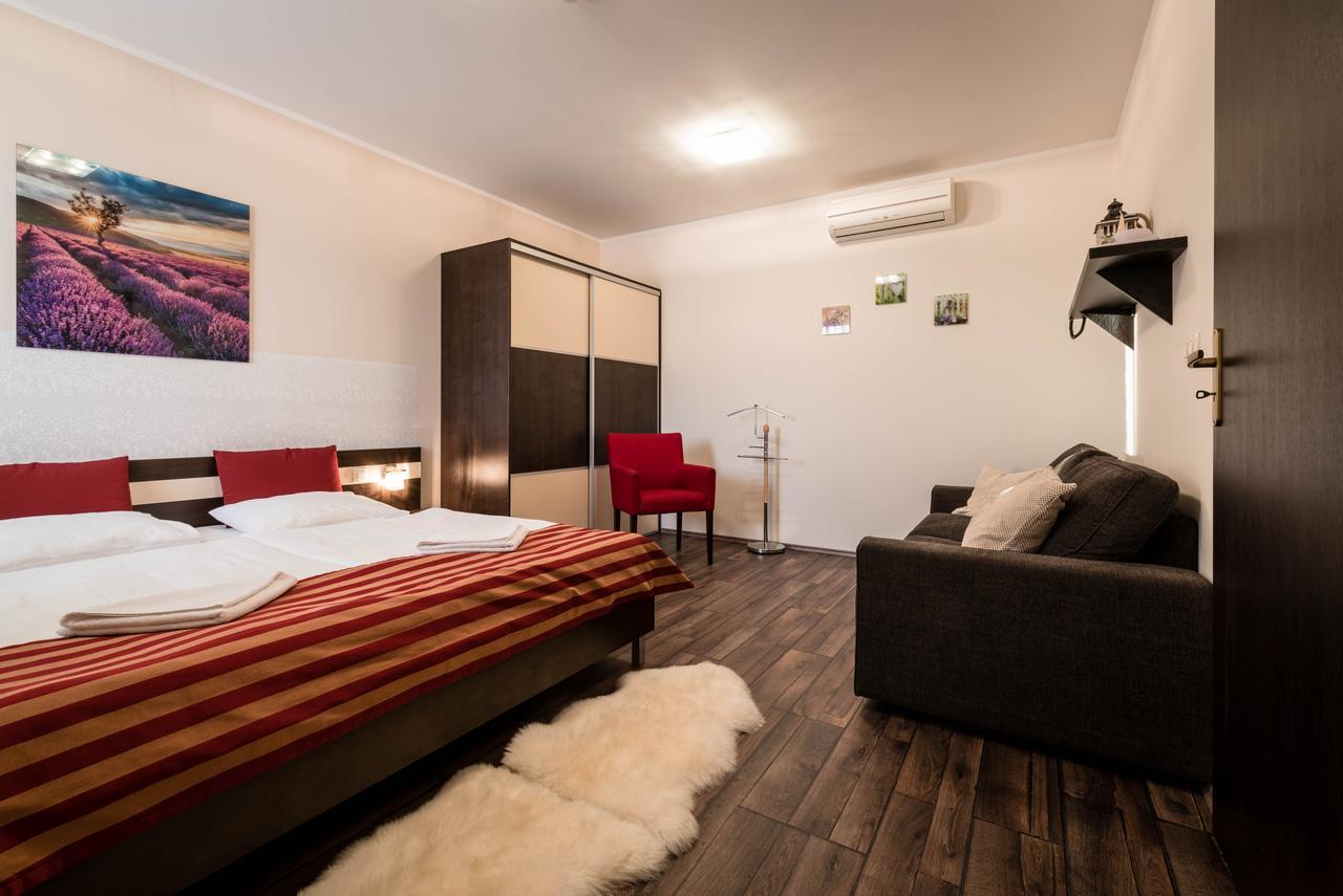 Apartman Mirka - Hotel Luka Bešeňová 外观 照片